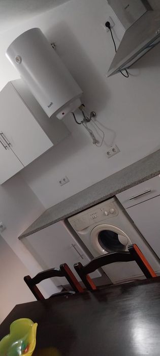 Arrendo T0 sra professora/deslocada profissionalmente