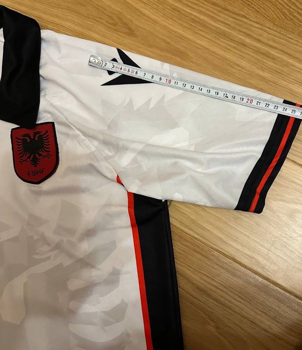 Колекційна футболка збірної Албанії