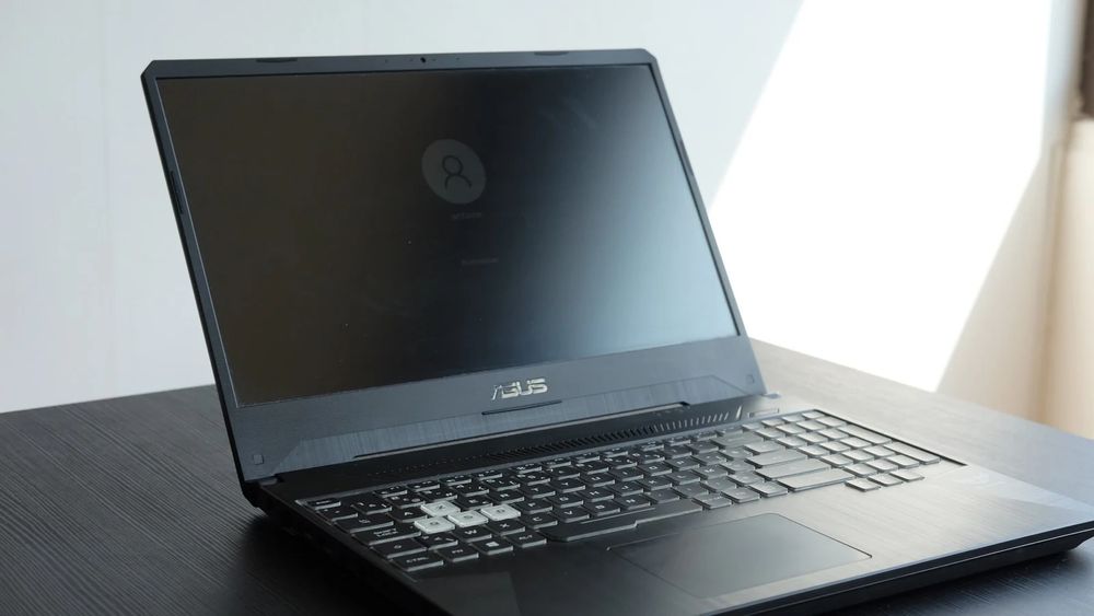 Portátil Gamer - Asus FX505DY Ryzen 5 3550H RX 560X 120Hz com Carregador