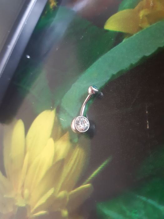 Сережка для пирсинга пупка