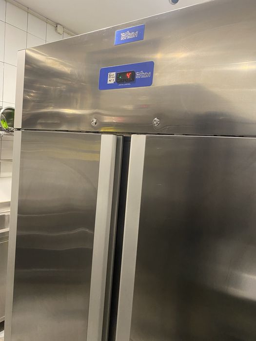 Frigorifico de duas portas industrial