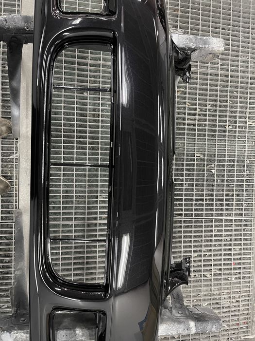 Vendo parachoques Golf 4  R32 Original