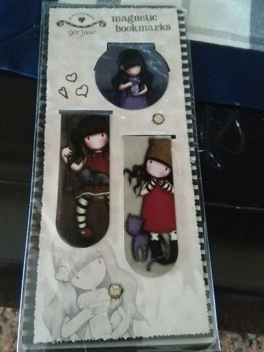 Marcadores de Livros Magnéticos Boneca Gorjuss e  LetrasFiguras Disney