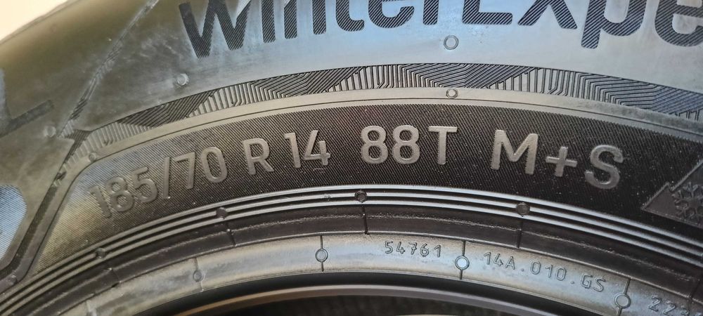 2X 185/70R14 88T Uniroyal Winter Expert 351E