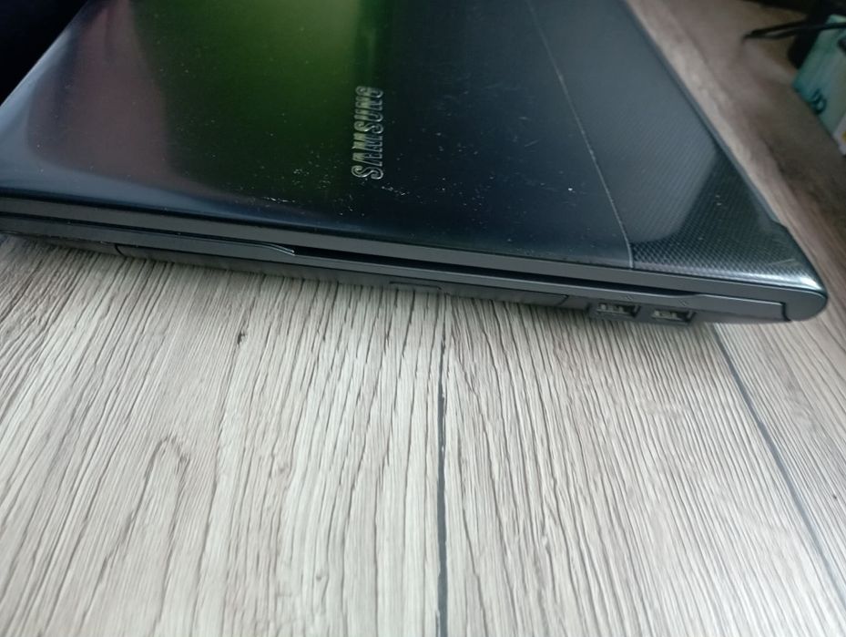 Laptop Samsung używany