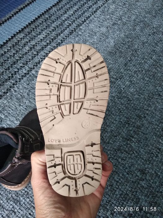 Демісезонні шкіряні черевики 23 розміру