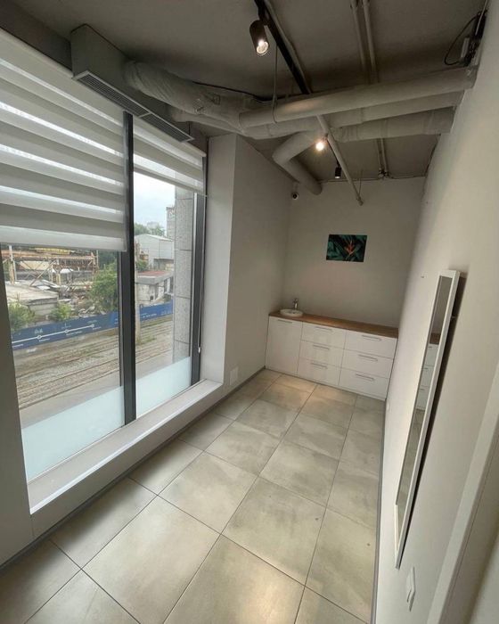 Продам Салон,Помещение,Офис ЖК Дельмар Люкс