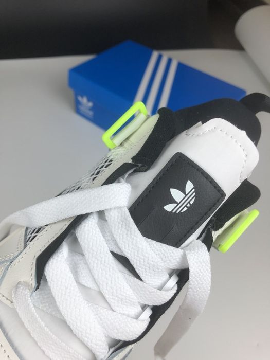 Кросівки чоловічі та жіночі Adidas Forum IE7114 розміри 37-46