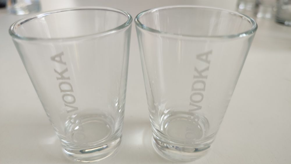 kieliszki Bols  Vodka x2