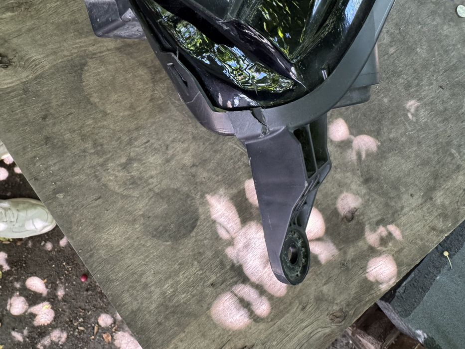 Фара ліва  Ford EcoSport