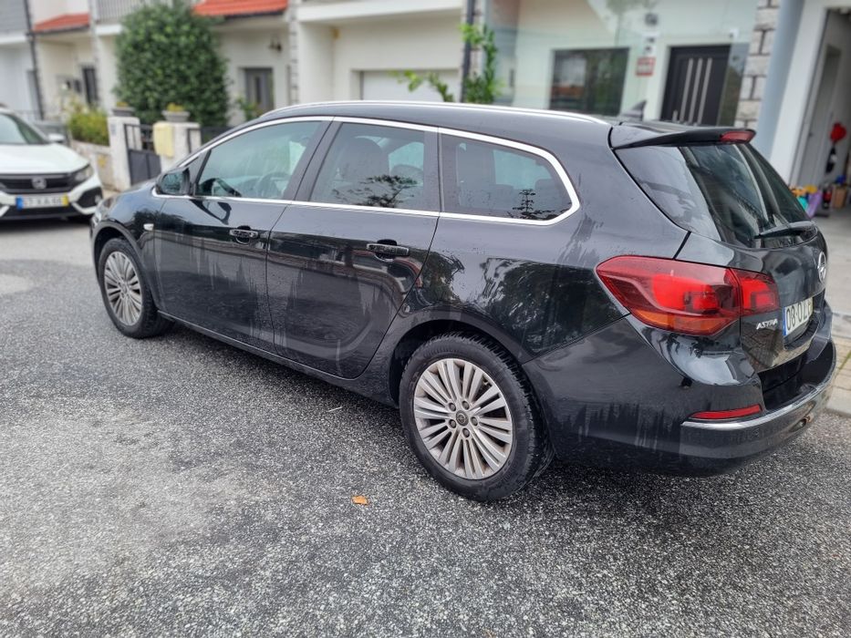 Opel Astra Sports Tourer Cosmo 1.6 CDTI de 136 cv, — photo 3