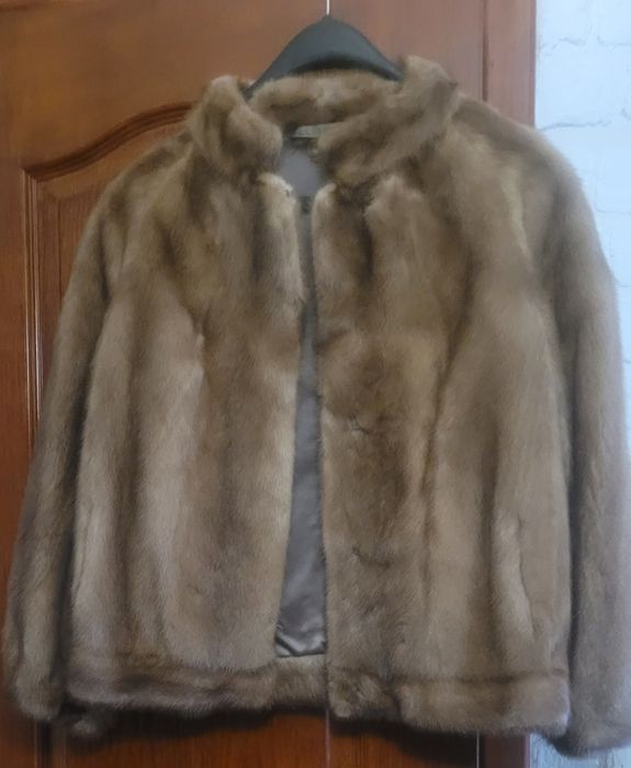 Продам шубку норка s