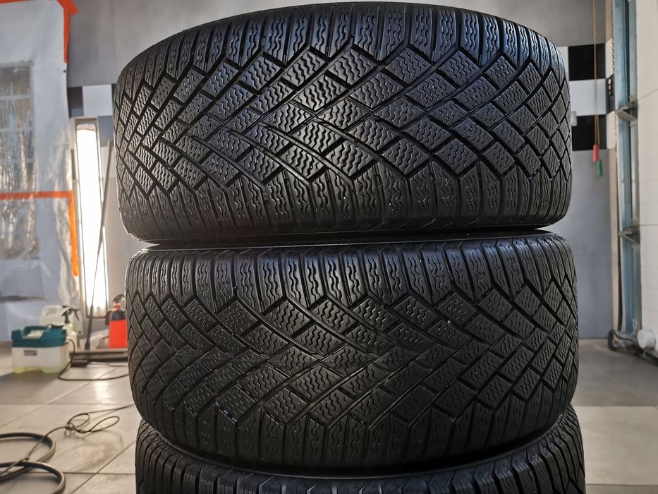 Koła zimowe 17 toyota Corolla auris 5x114 225/45/17 CONTINENTAL