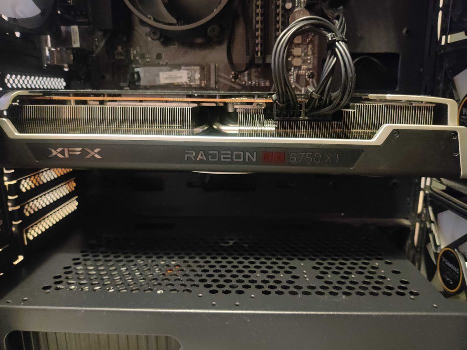 Dla Ciebie wszystko - sprawdź kategorię Komputery stacjonarne