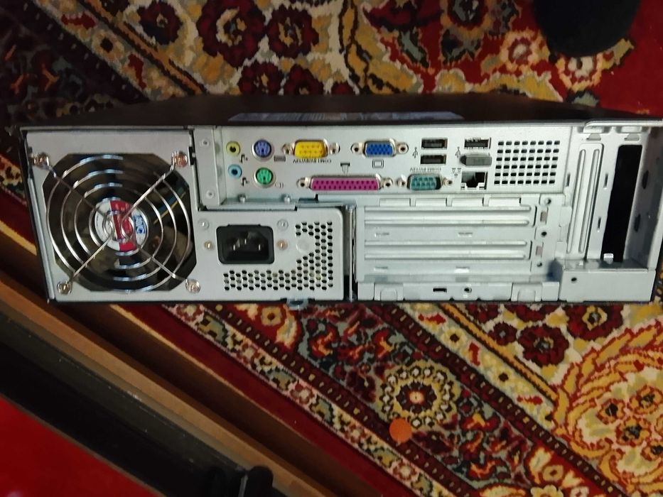 Продам системный блок HP 5900