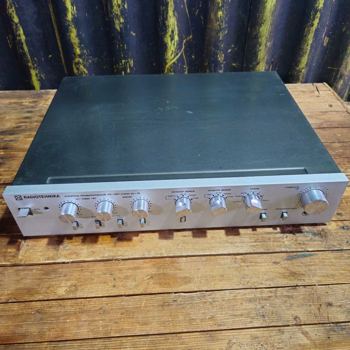 Предварительный усилитель Радиотехника уп 001