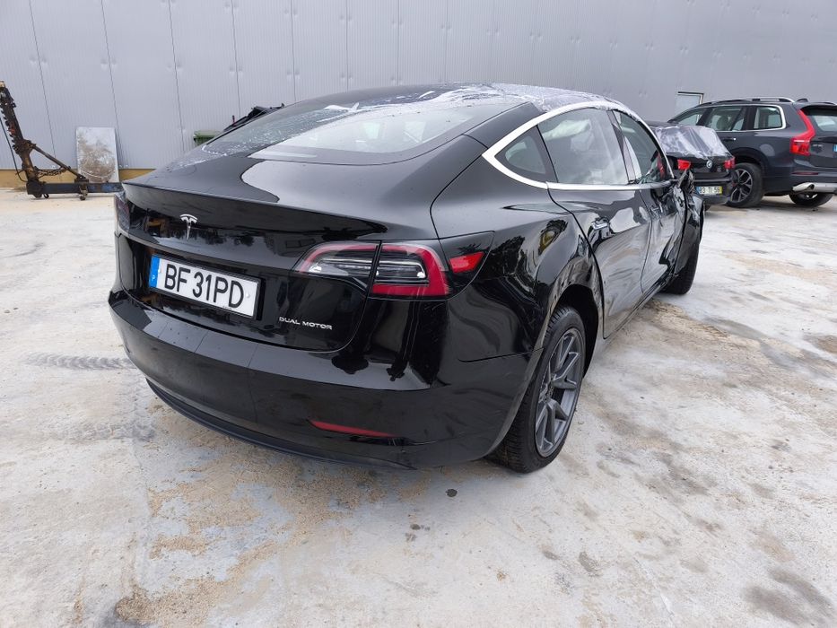 Tesla 3 dual motor