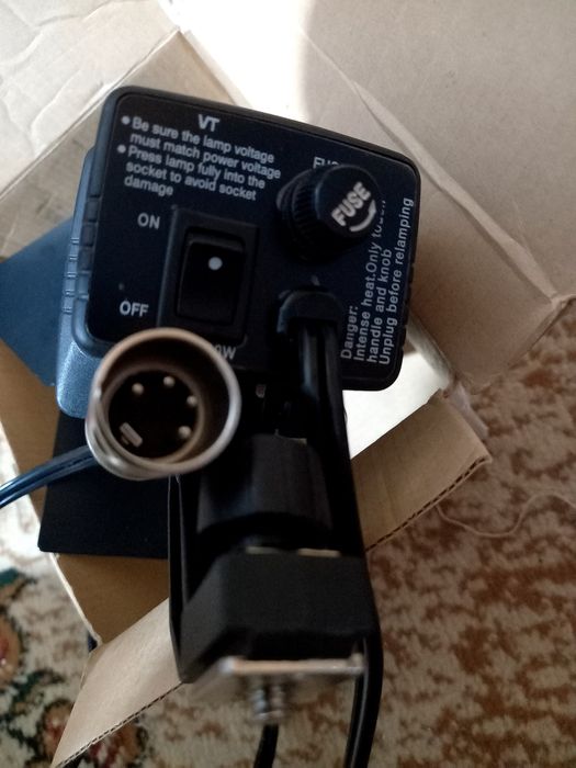 Продам светильник logocam zoom le2-s