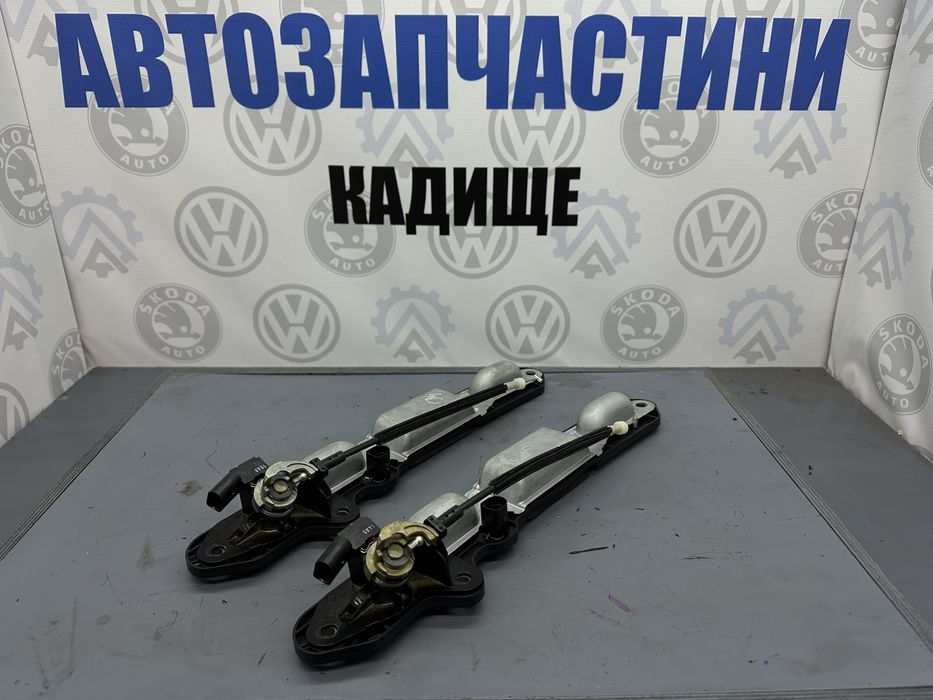 Підсвітка номера VW Jetta седан, кнопка багажника Джета 5 седан, плафо