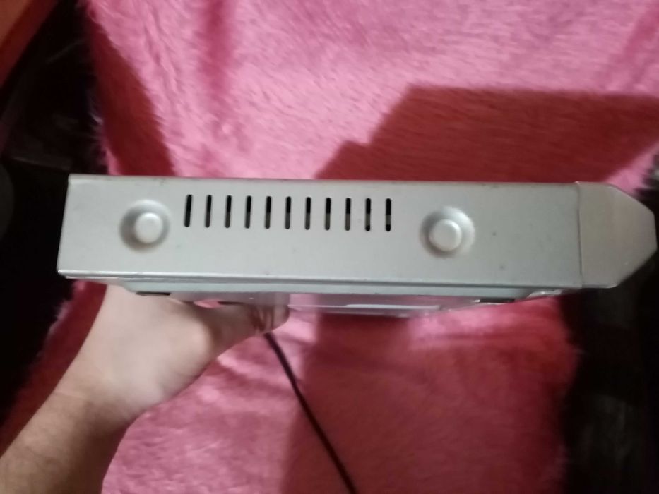 Odtwarzacz DVD Samsung model DVD-P365. Sprawny.