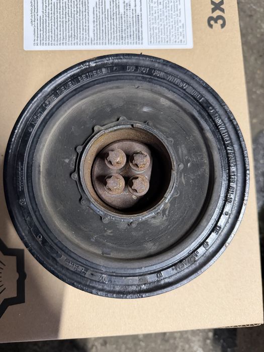Koło pasowe  bmw e90 e83 e84 e60 e92 2.0d n47