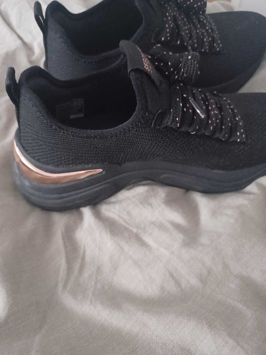 Ténis/sapatilhas Skechers mulher air cooled foam novas