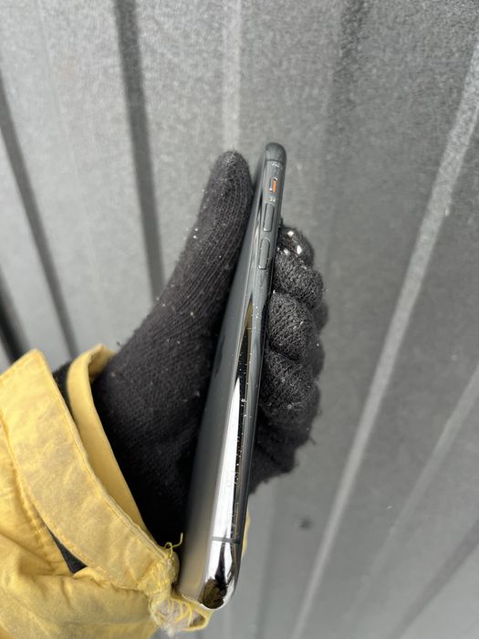 Продам. Iphone 11 pro