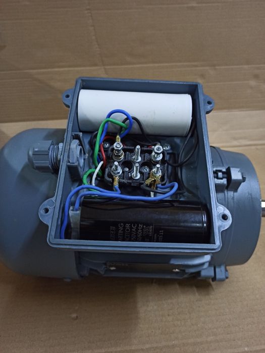 Электродвигатель 220 V ,055 kW, 1410 об / мин