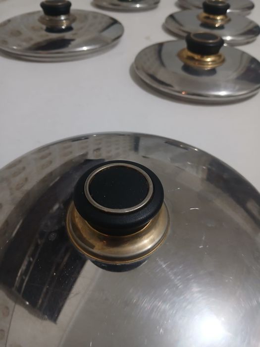 Trem de cozinha Siĺampos usado