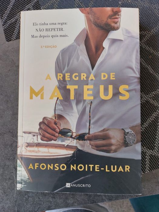 Livro "a regra de Mateus" de Afonso Noite-Luar