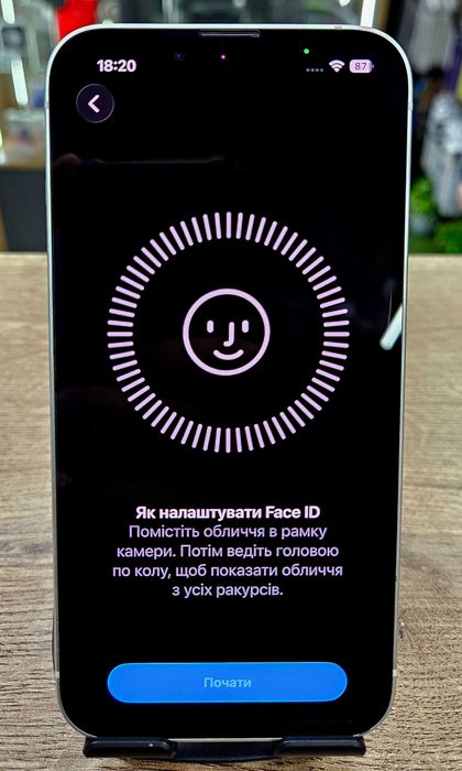 Смартфон iPhone 14 128Gb (АКБ 100%) Neverlock