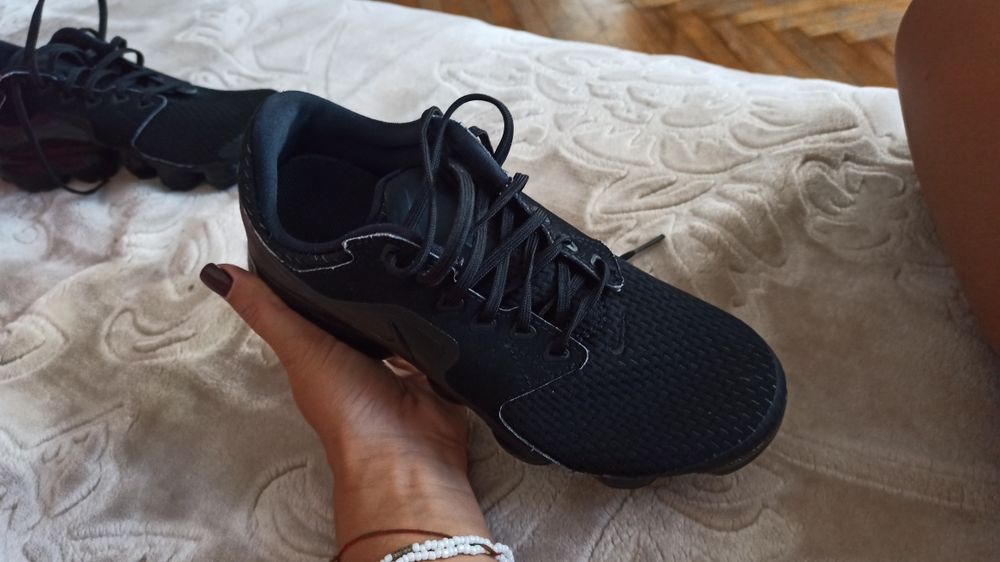 Кроссовки, размер 37