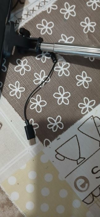 Apoio de fotos para telemóveis com cabo usb-c