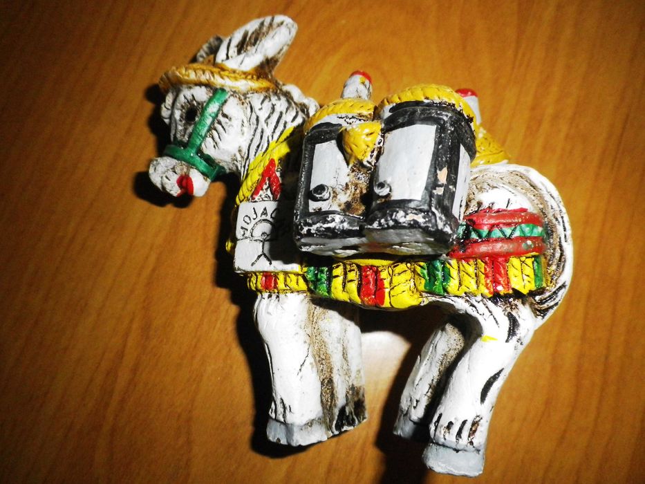 Сувенирный керамический ослик из Испании.