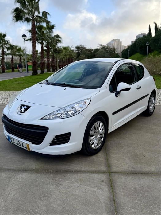 Peugeot 207 1.4 HDi 2L 2010