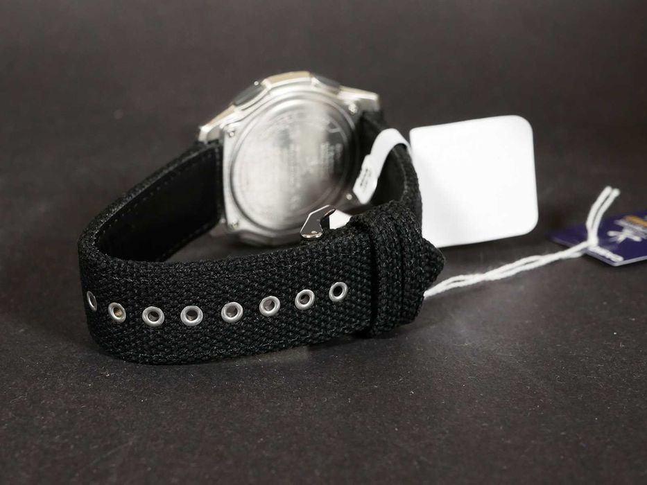 Casio WVA-M630B-1A Tough Solar Black. Новые с коробкой.