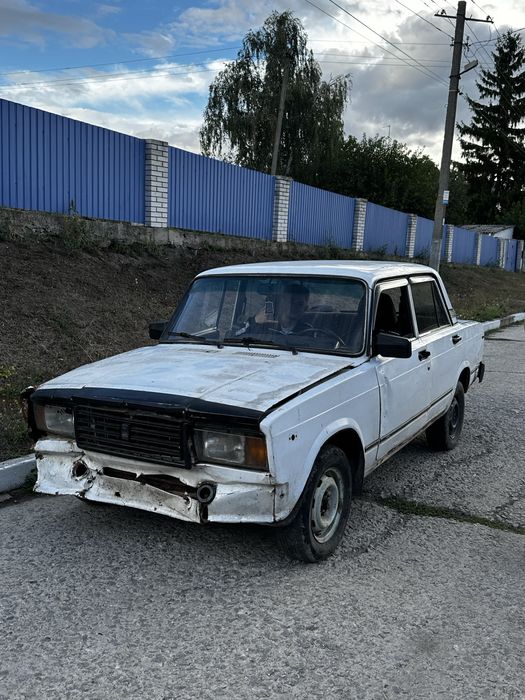 Продам ваз 2107