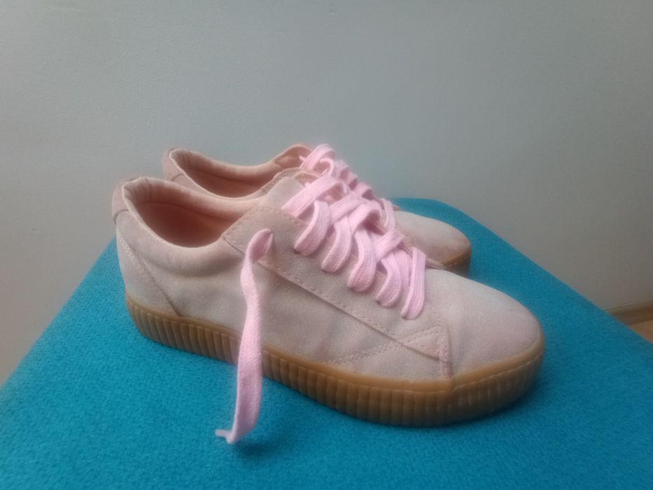 Creepers trampki na kauczuku różowy zamsz 38 House
