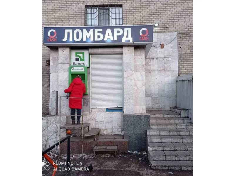 Комерційне приміщення 45 м² під магазин/офіс на вул. Калинова, 12