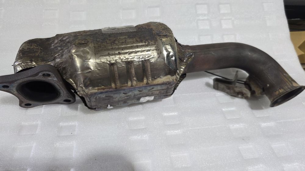 Katalizator citroen c3 III 1.2b peugeot 208 VTI opel crossland X