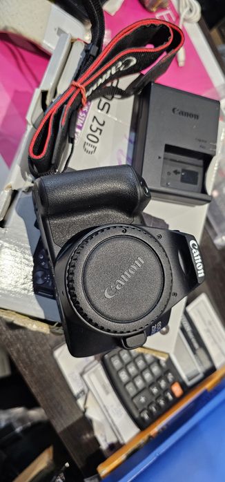Canon EOS 250D czarny body..NowY..PAT-KOM