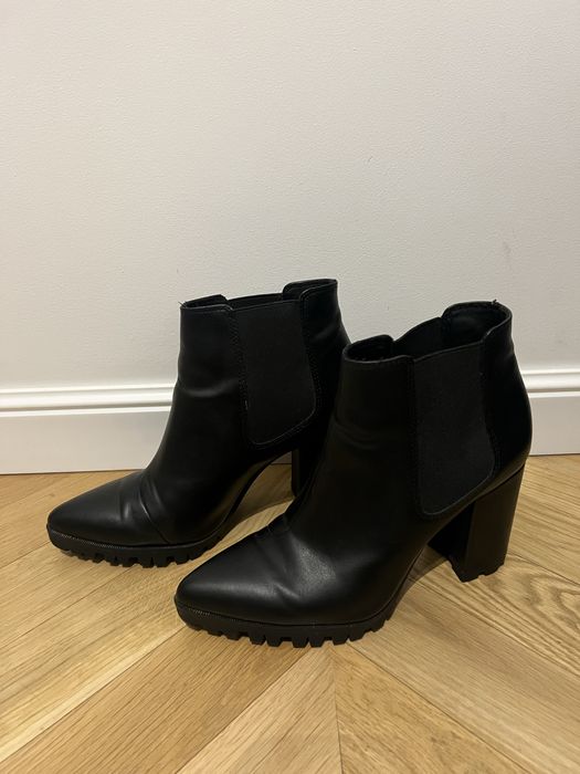 Botki na słupku H&M rozm. 37