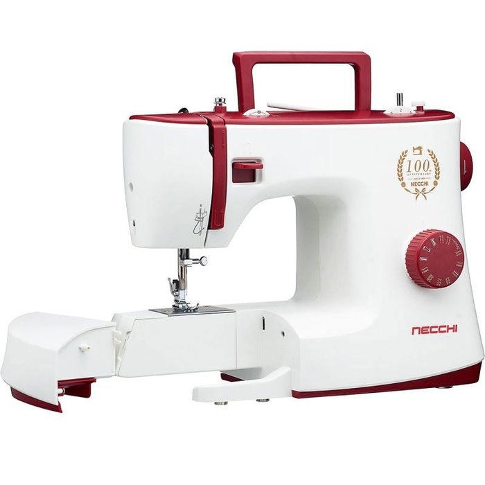 Швейна машина Necchi