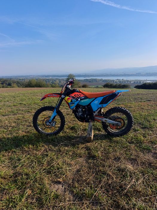 KTM