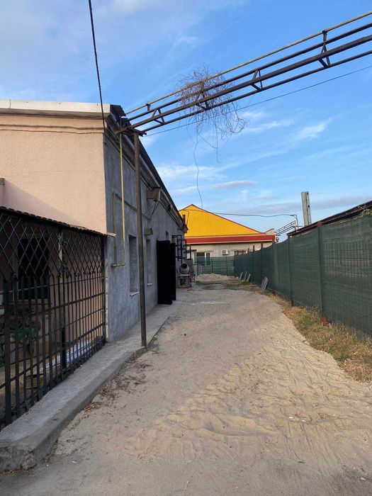 Продаж комерційного приміщення від власника склад (червона лінія)