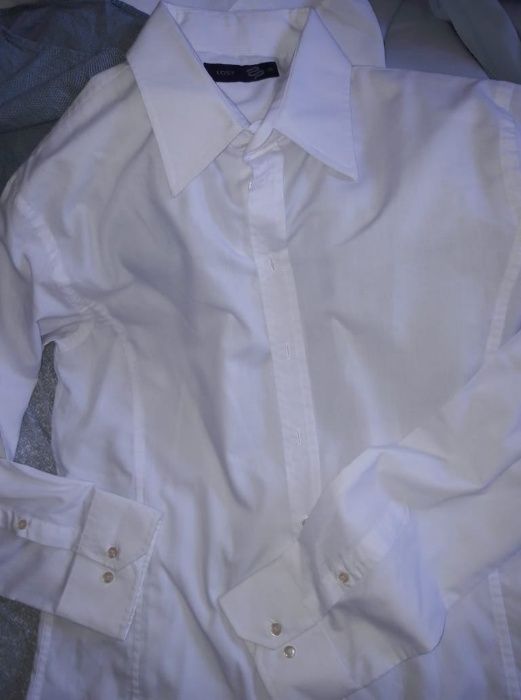 Camisa de Homem , modelo Slim Fit ,marca LOST.