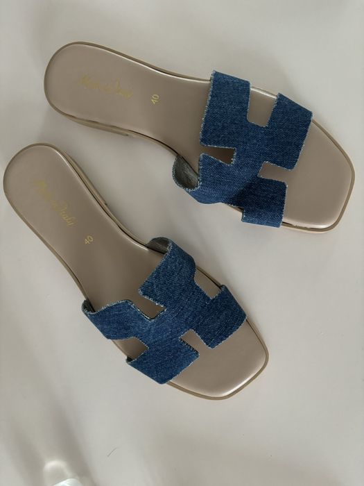 Шльопанці а ля Hermes