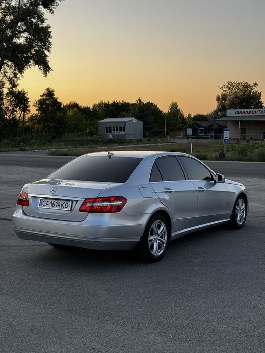 Mercedes-Benz E-Class 2010 VIN WDD2120021A339980 фото оголошення 6 з 8