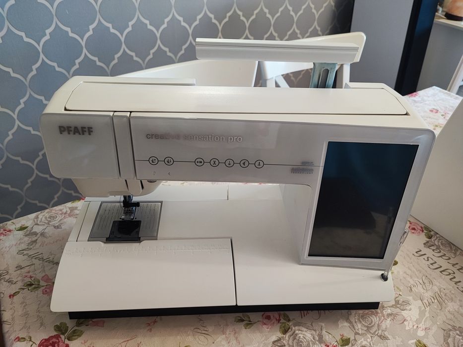 Maszyna do szycia Pfaff creative Sensation pro Legnica • OLX.pl