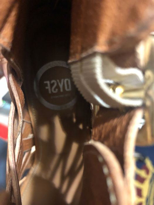 Botas sandália Dysfunctional novas